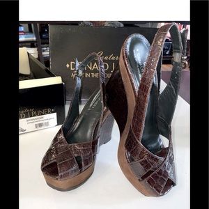 Donald J. Pliner Couture Brown High Heel Wedges Faux Alligator Suede Size 6.5